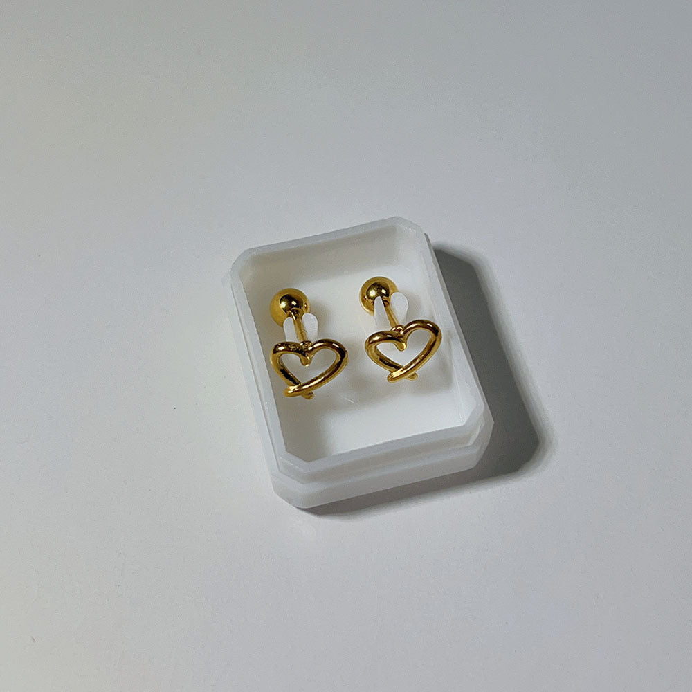 1 Pair Sweet Heart Shape Titanium Steel Stud Earrings - 18k Stainless Steel Layered Design for Women